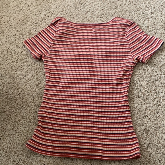 Hollister tee size small - Picture 3 of 3